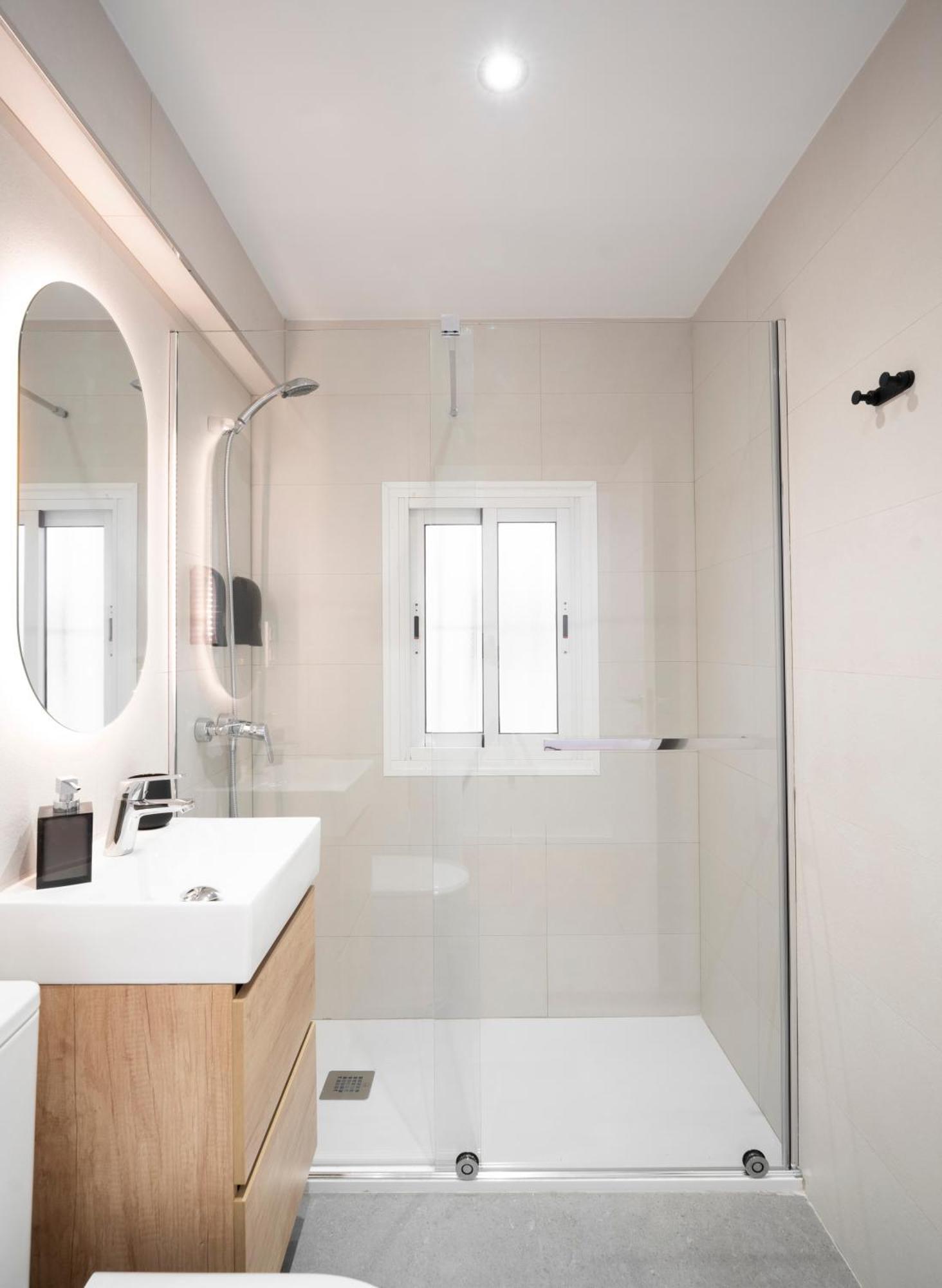 Ronda Suites Junto Estacion Tren Y Hospitales Granada Kültér fotó